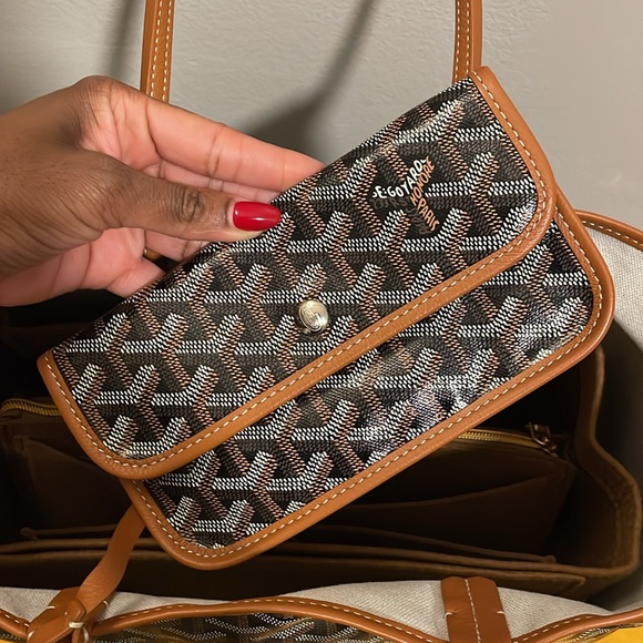 GOYARD St Louis PM Tote w/pouch. ๐ค - Picture 5 of 14